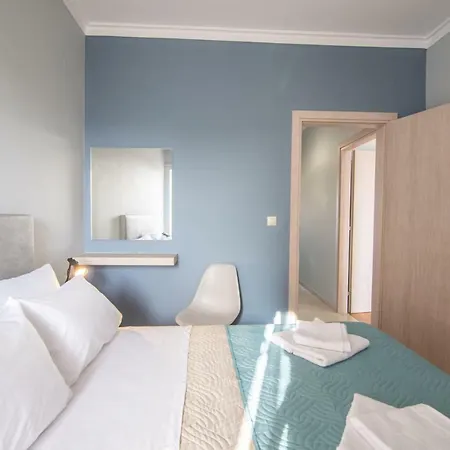 N&a Chania * Ханья